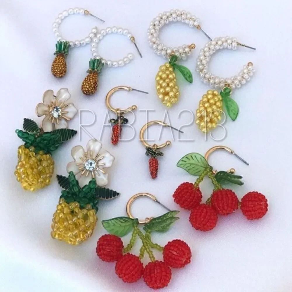 ZARA PINEAPPLE FLOWER EARRINGS - Picture 3 of 9